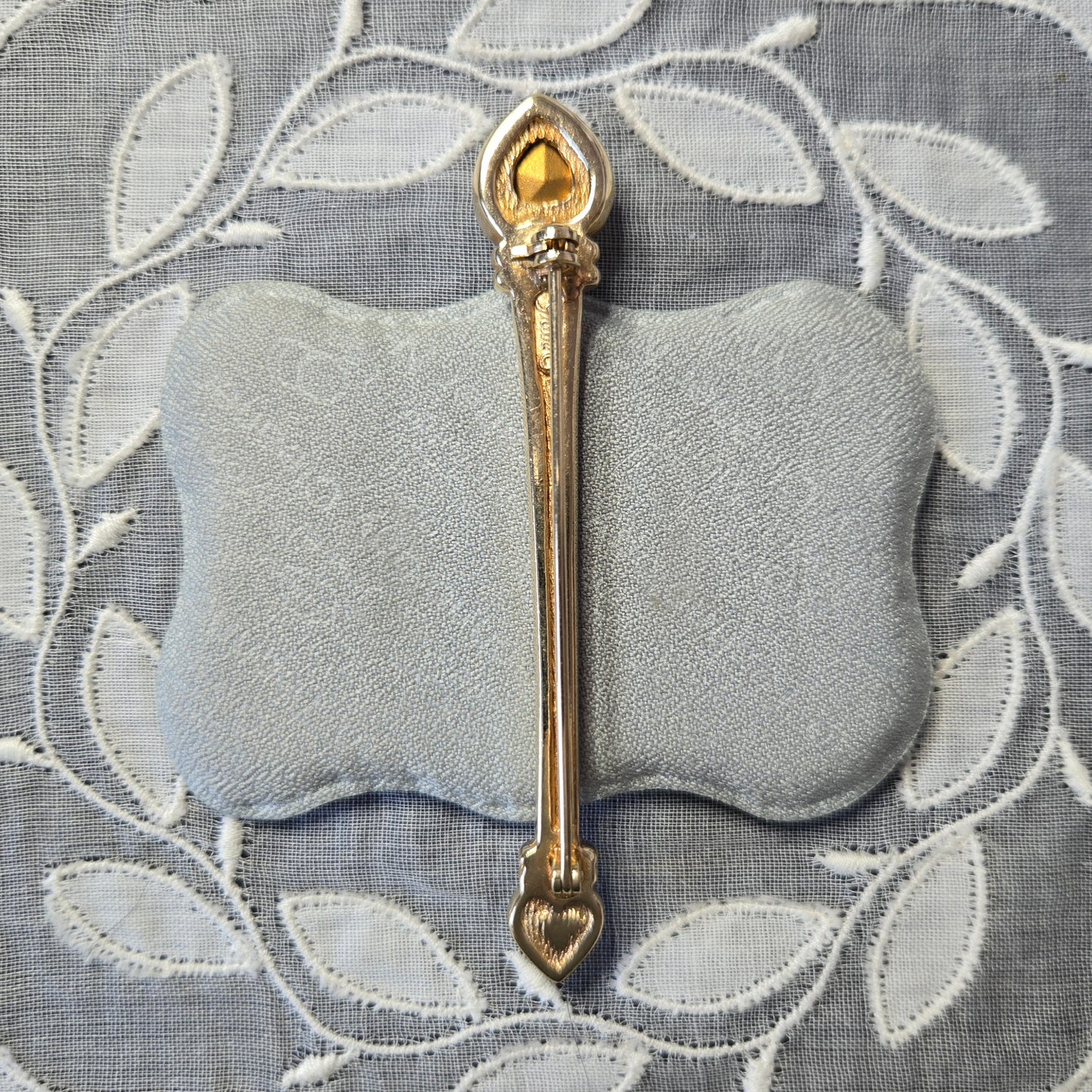Brooch - Grosse Clear Crystal Hearts Bar Brooch