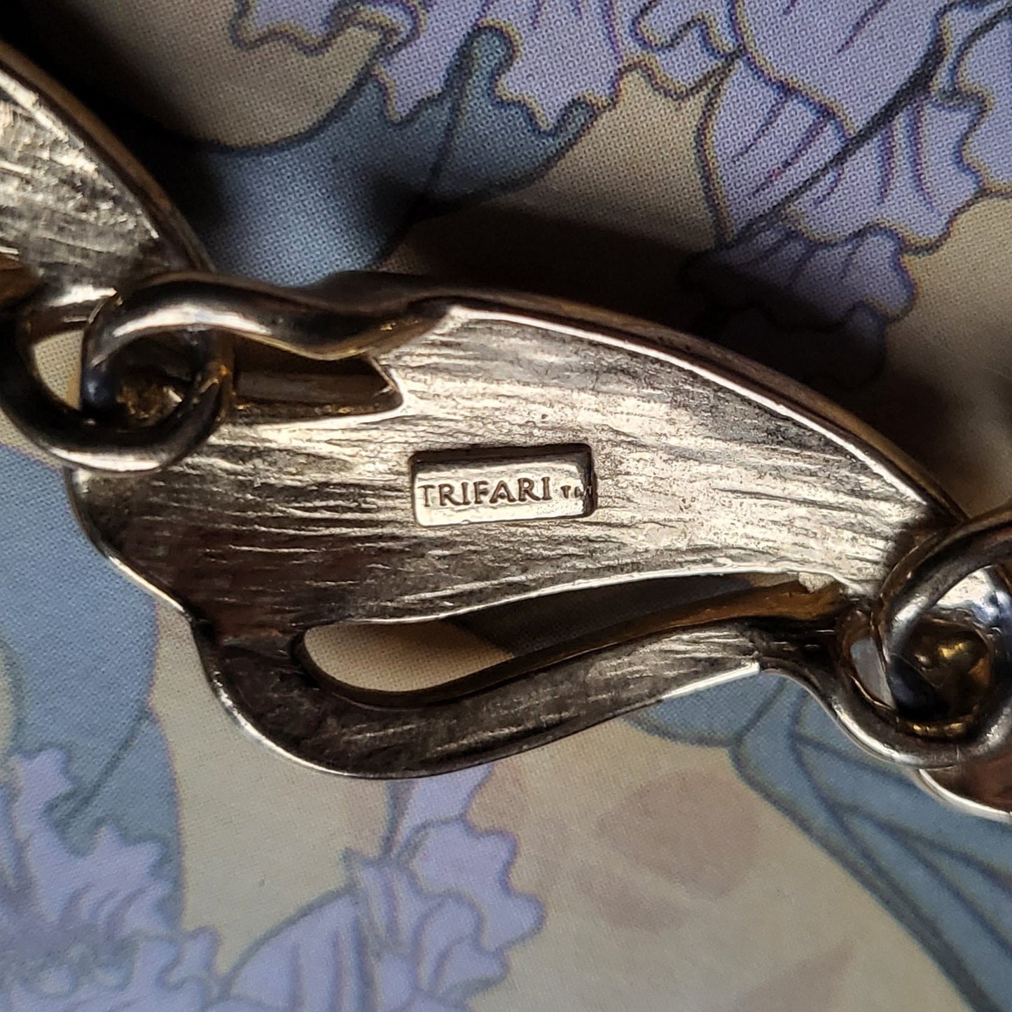 Necklace - Trifari Green Enamel Abstract Leaf Necklace