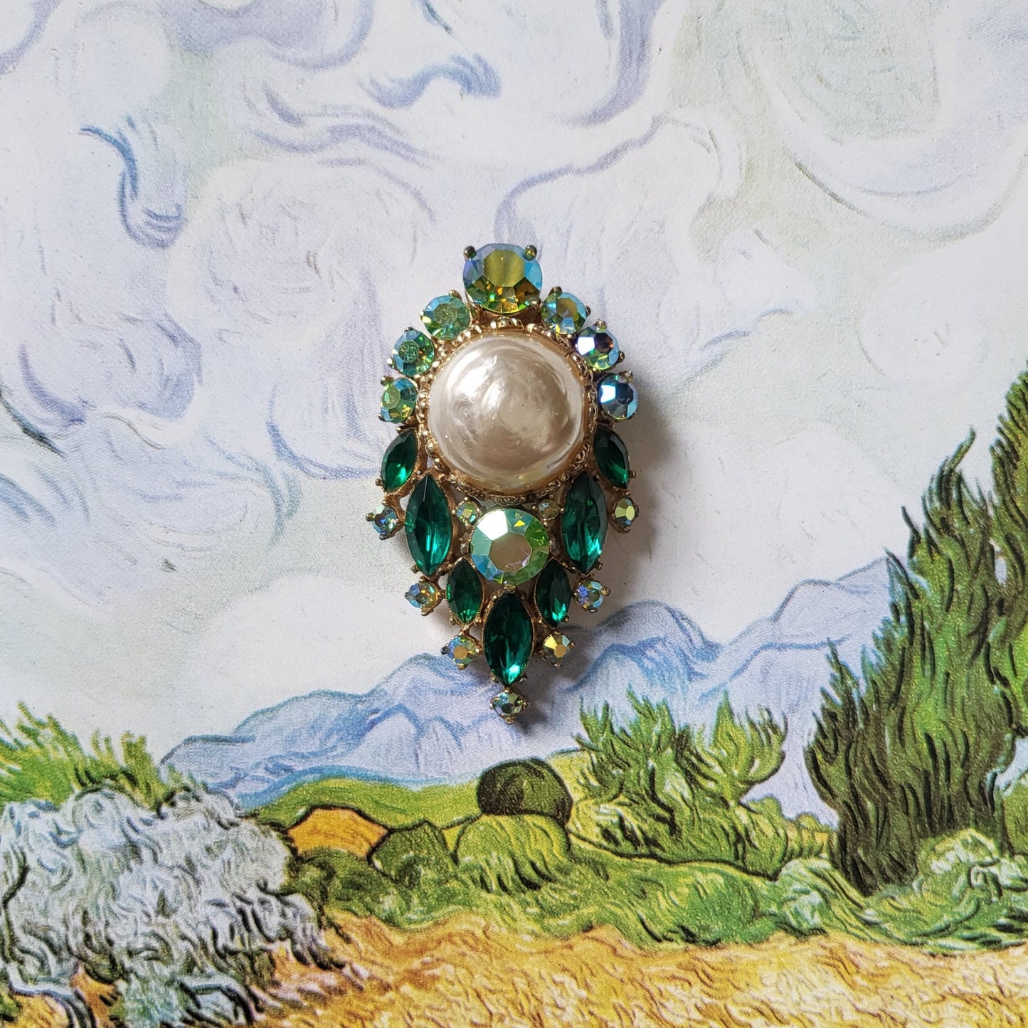 Brooch - Sphinx Pearl and Green Crystals Brooch