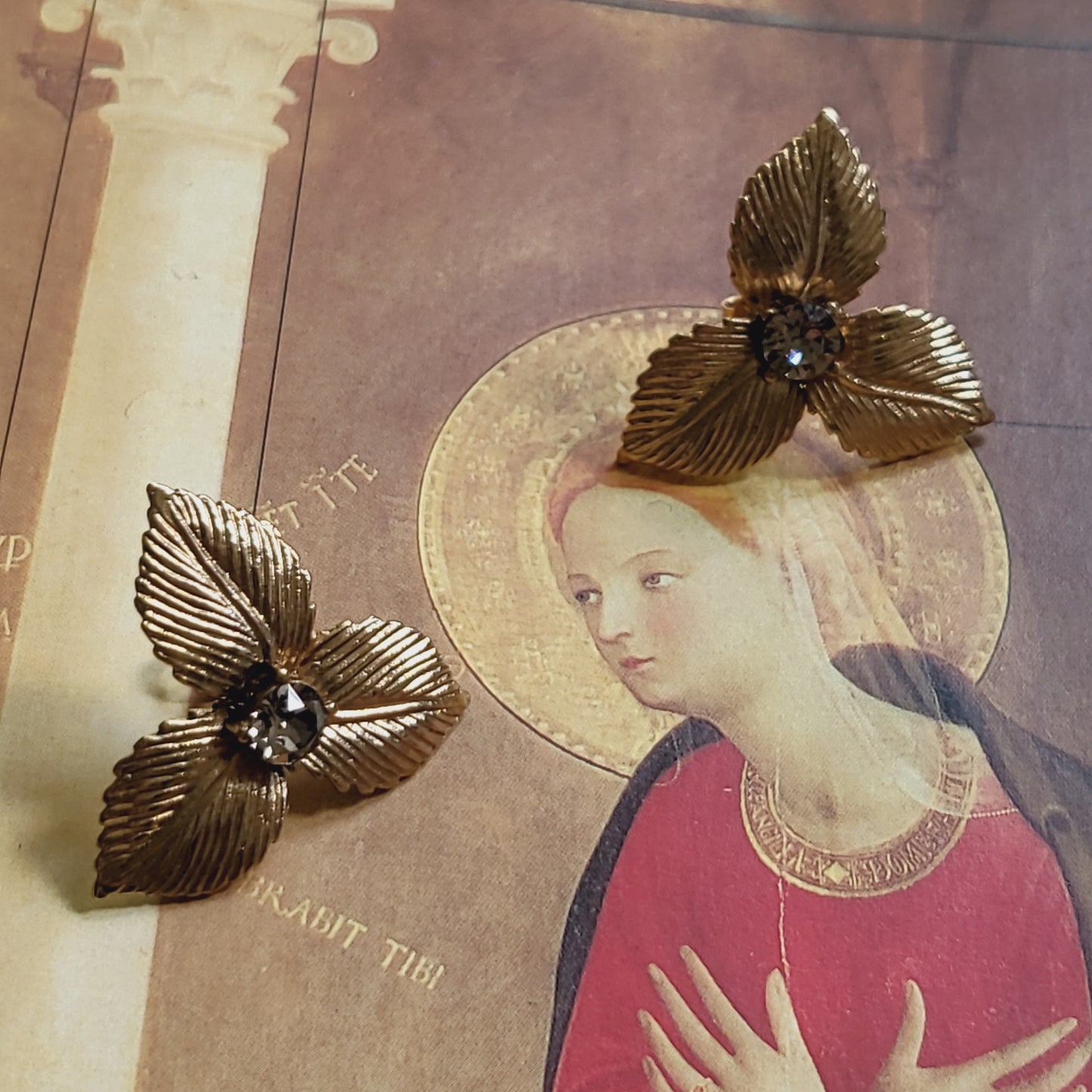 Posts - Sonia Rykiel Crystal Leaf Stud Earrings