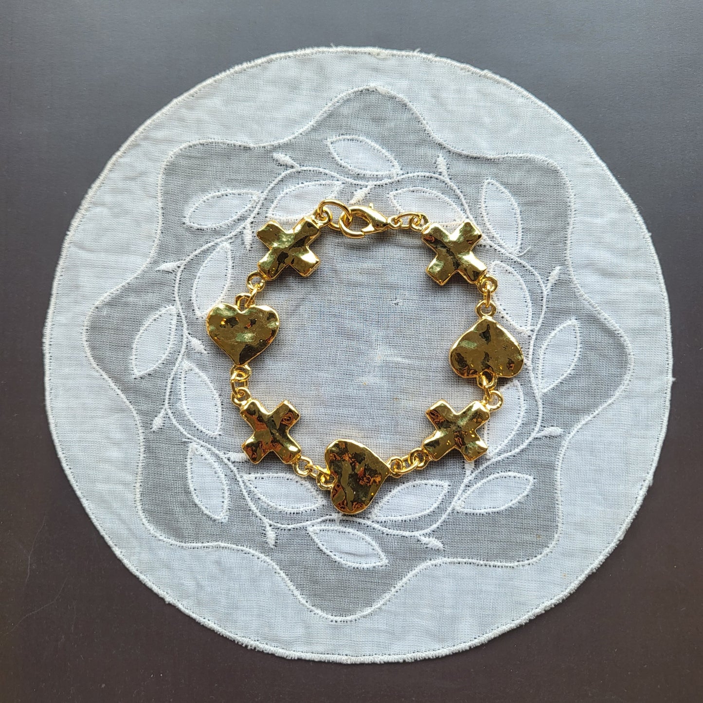 Bracelet - Gold Hearts and Crosses Link Bracelet