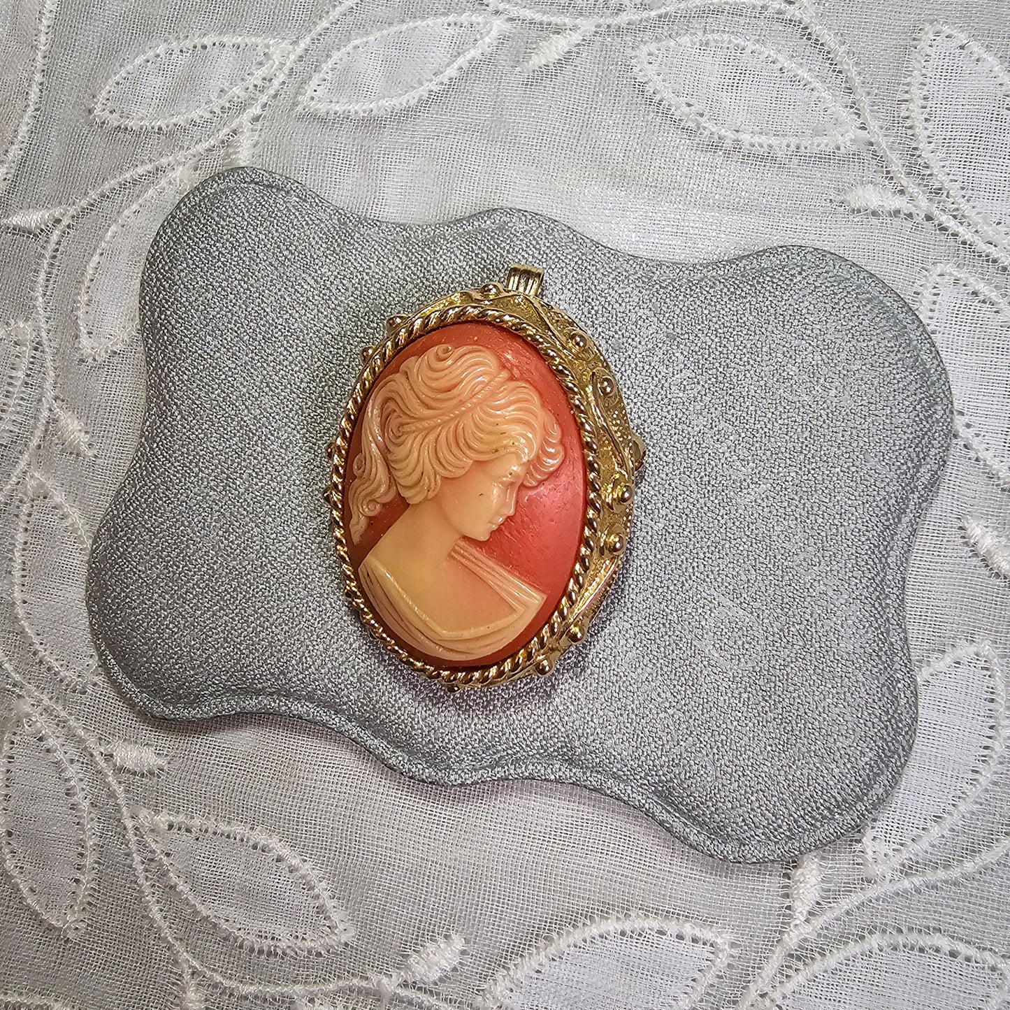 Pendant/Brooch - Sarah Coventry Orange Cameo Brooch