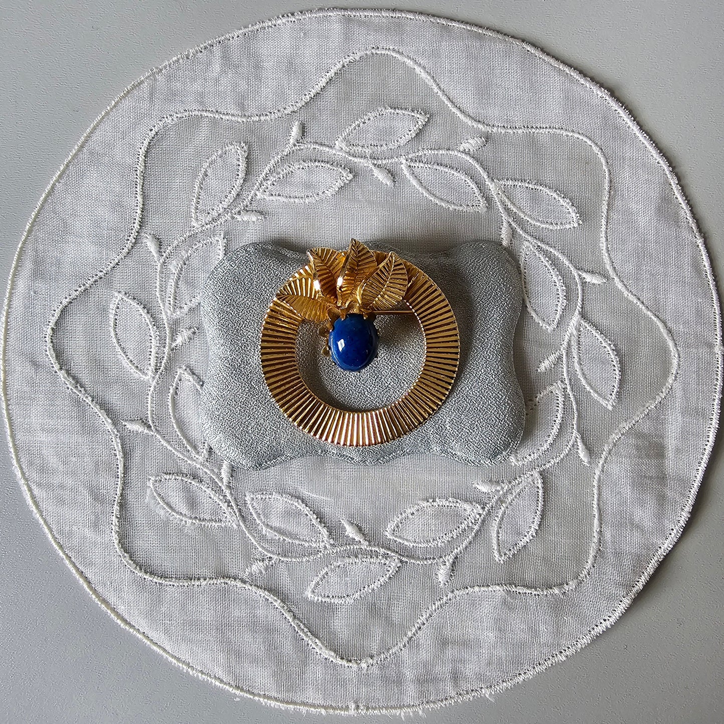 Brooch - Unsigned Jewelcraft Lapis Lazuli Leaf Brooch