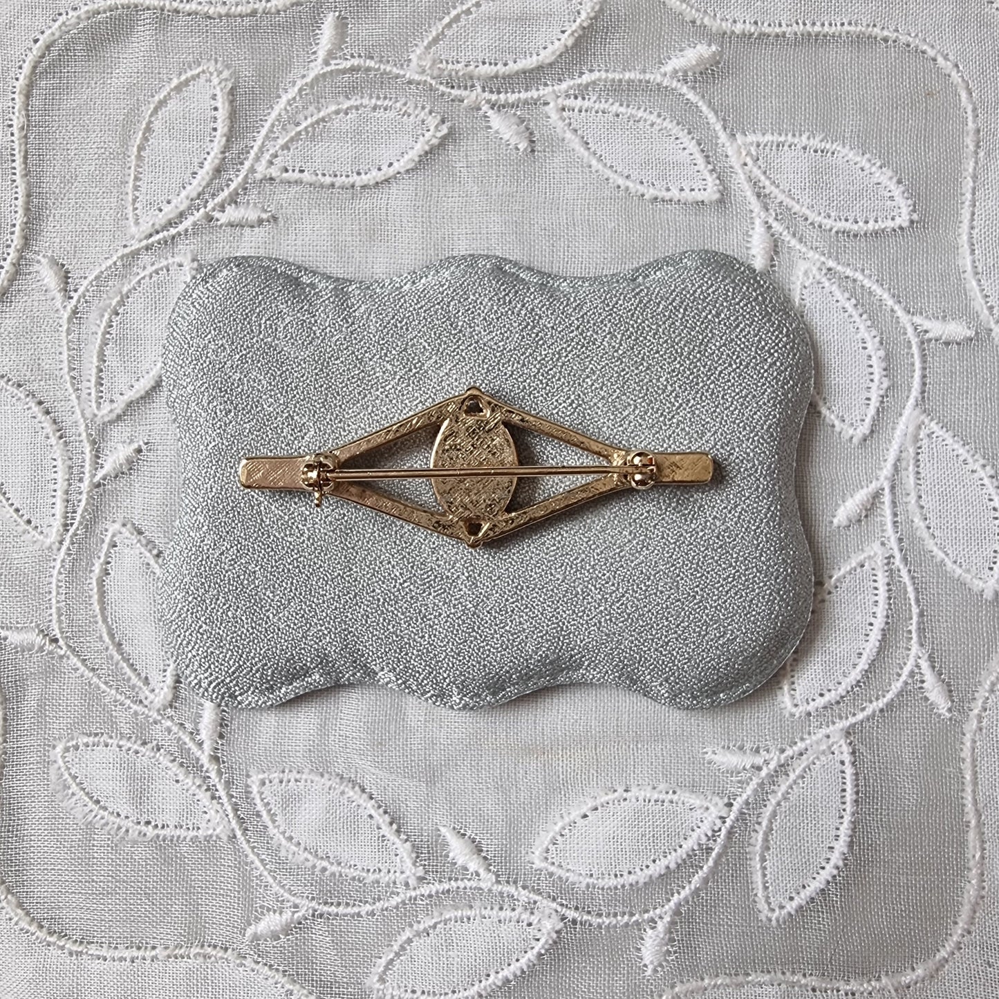 Brooch - Blue Cameo Bar Brooch