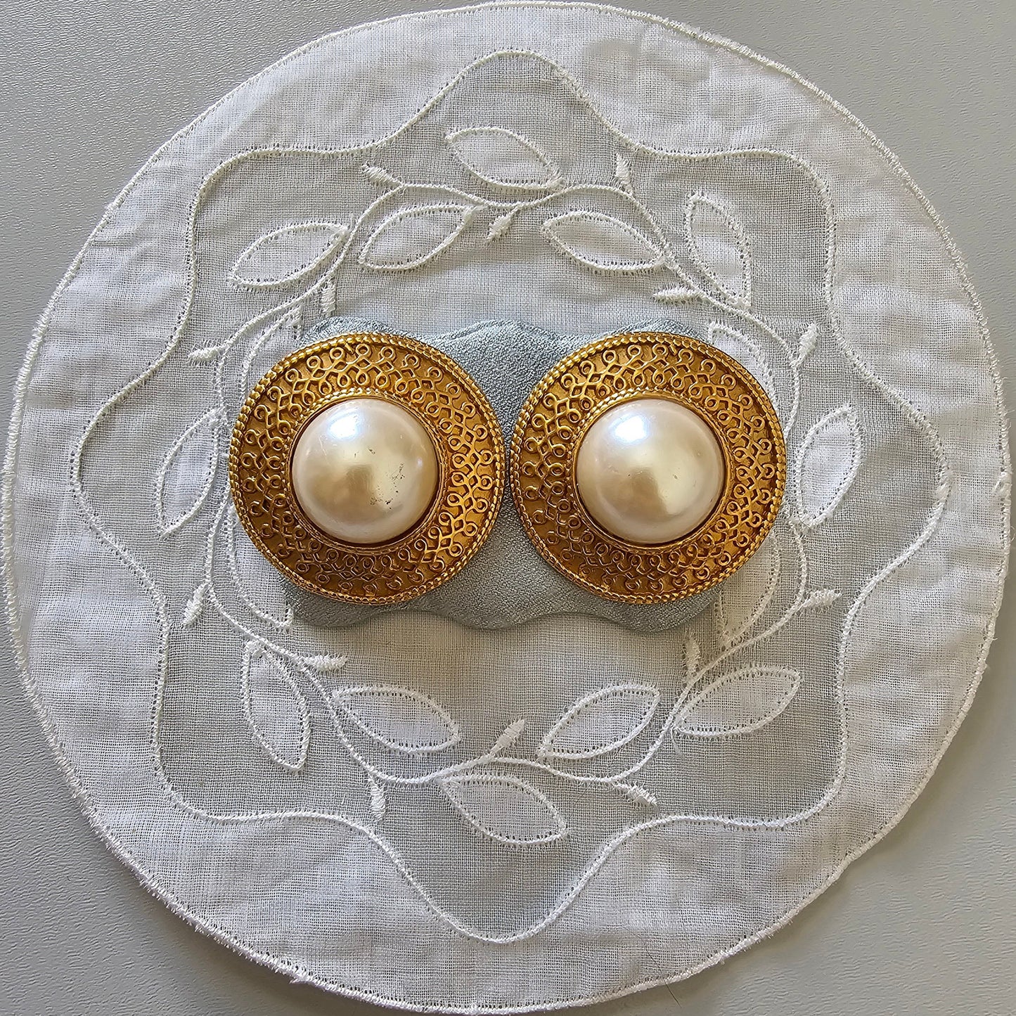 Clip on - Statement Pearl Clip on Earrings