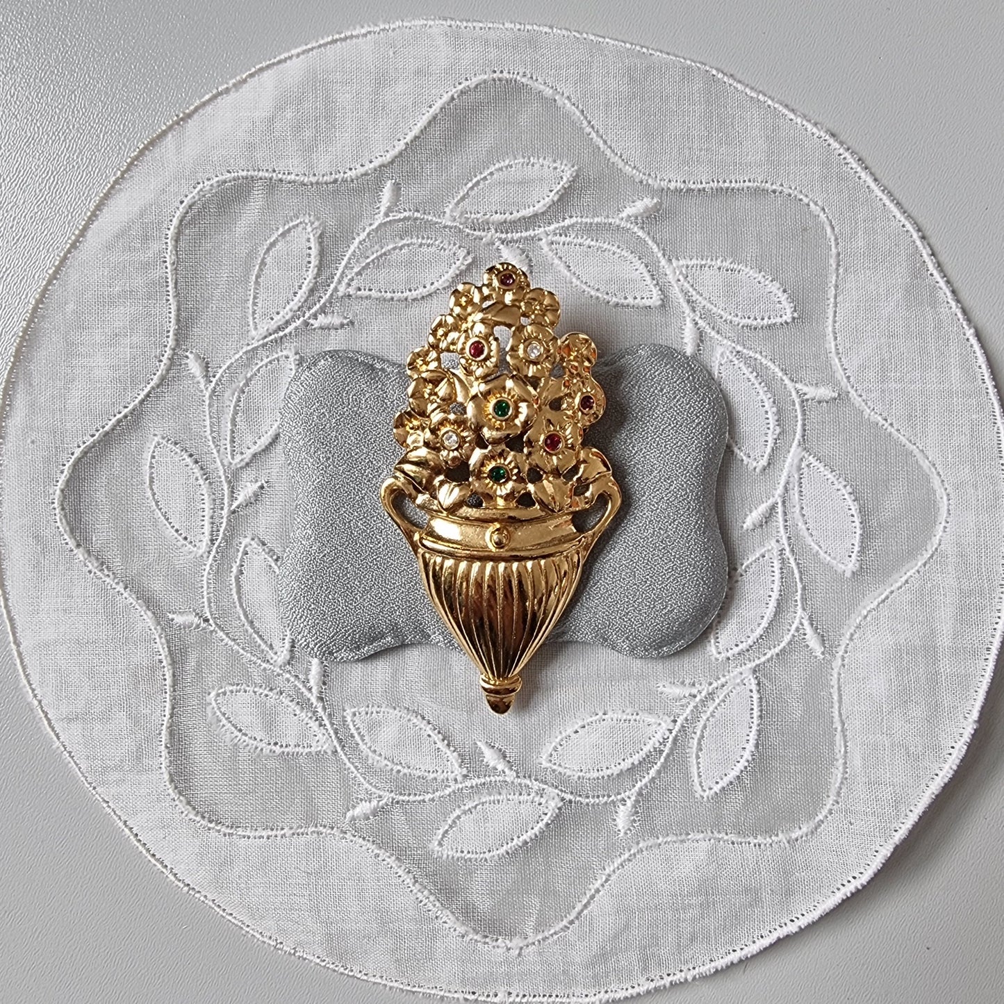 Brooch - Multicoloured Crystal Flower Vase Brooch