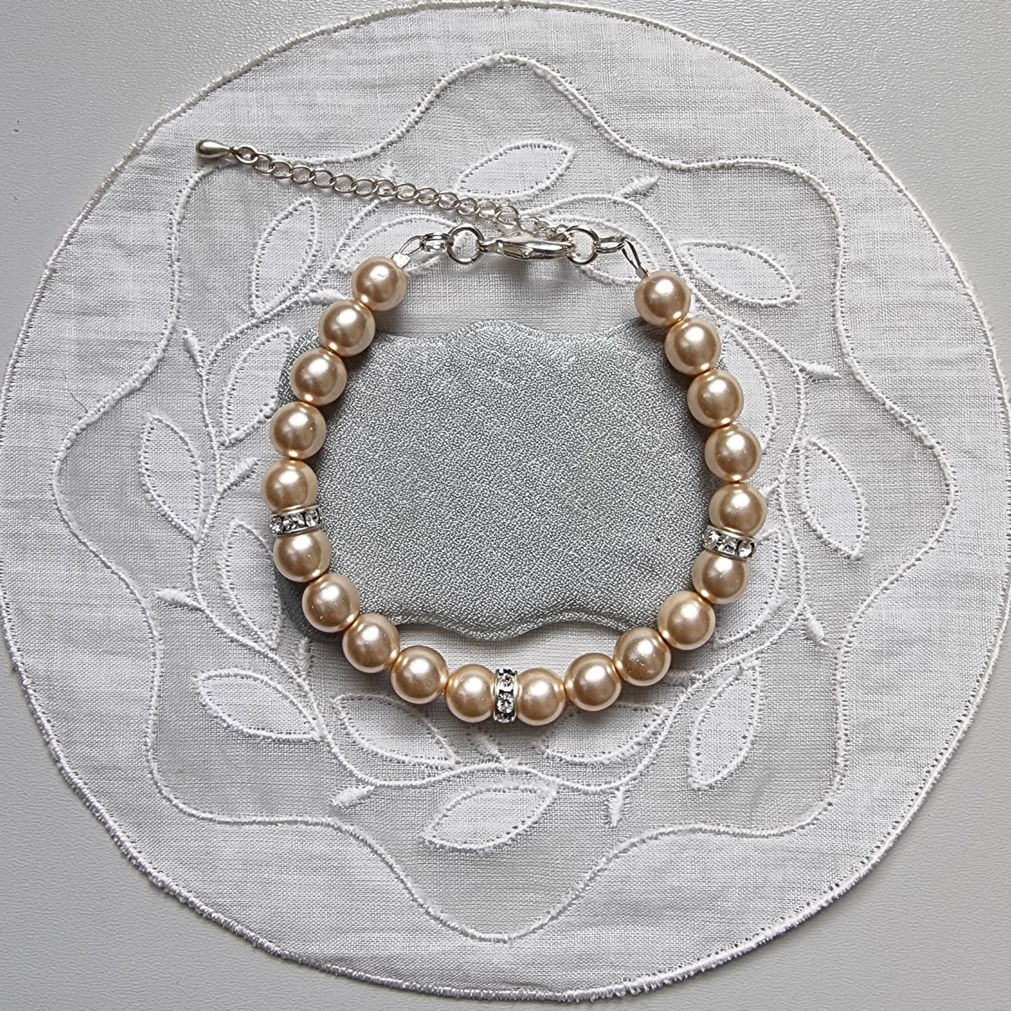 Bracelet - Faux Pearl Beads and Clear Crystals Bracelet