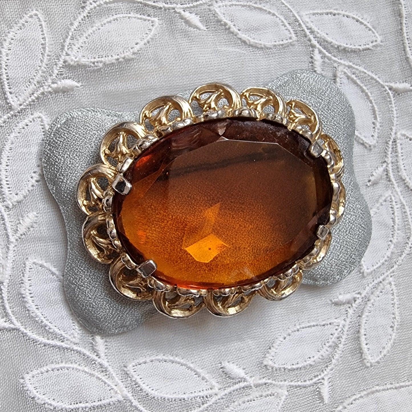 Brooch - Oval Orange Brown Glass Brooch