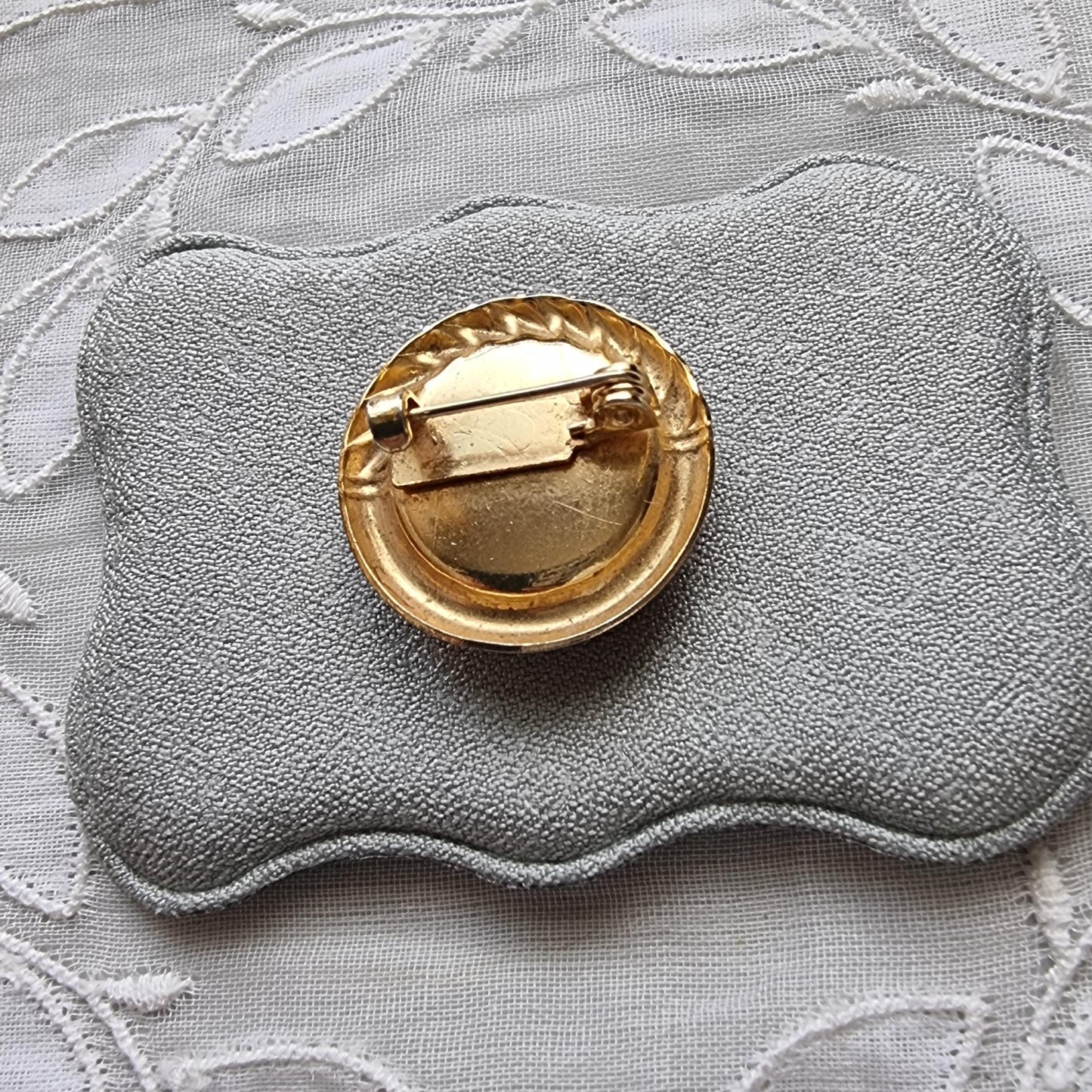 Brooch - Small Orange Cameo Brooch