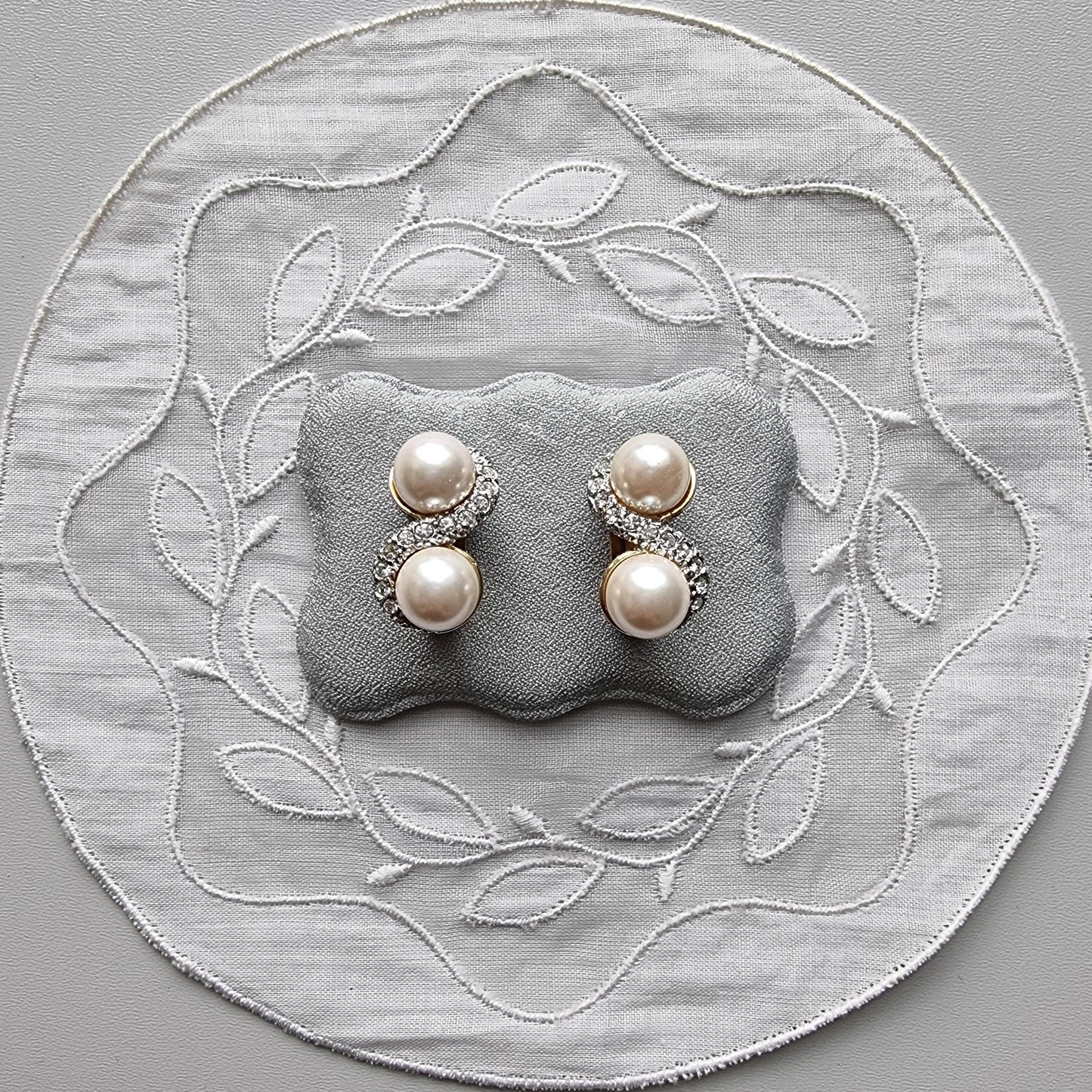 Clip on - Cascio Pearls and Crystals Swirl Clip on Earrings