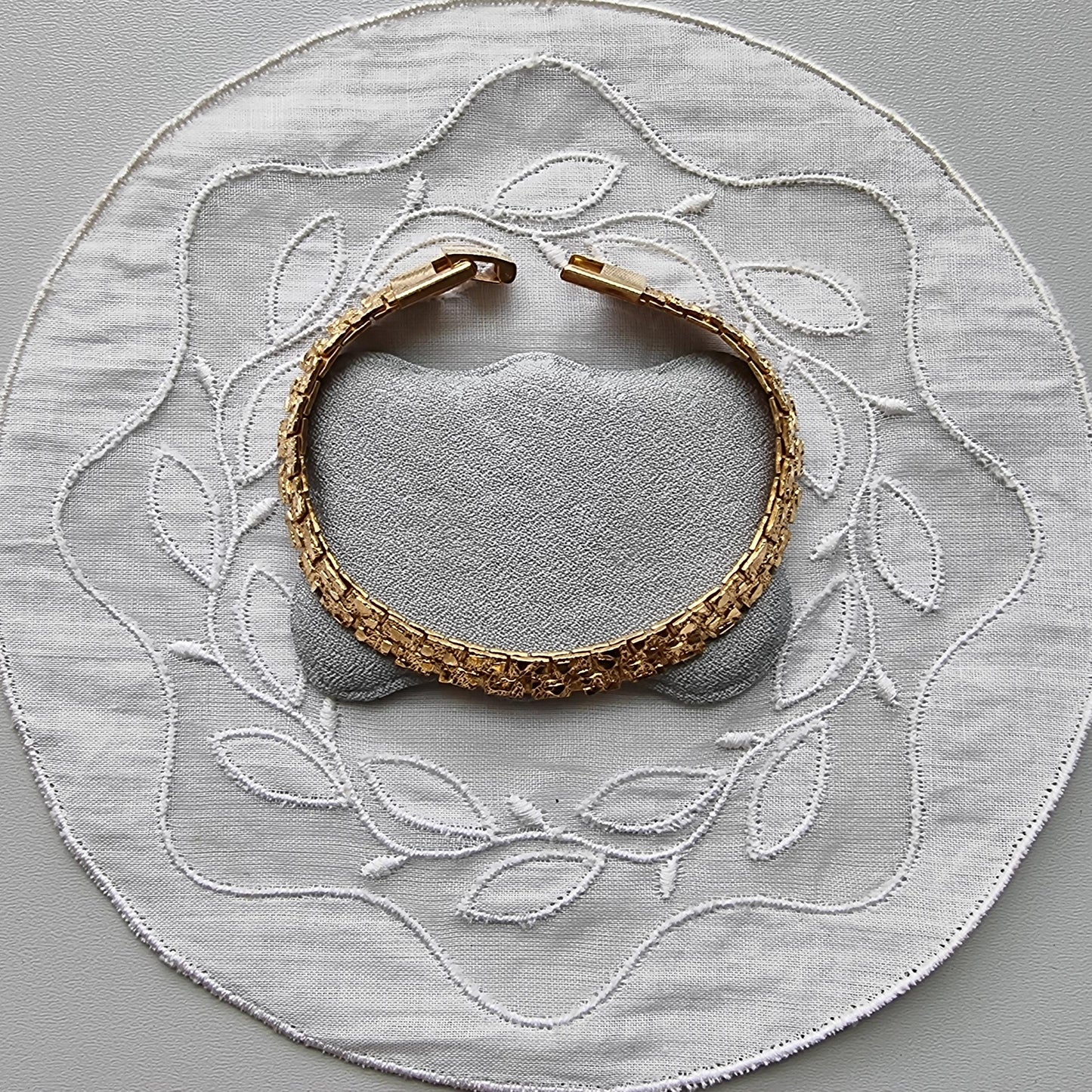 Bracelet - Gold Textured Flat Chain Bracelet