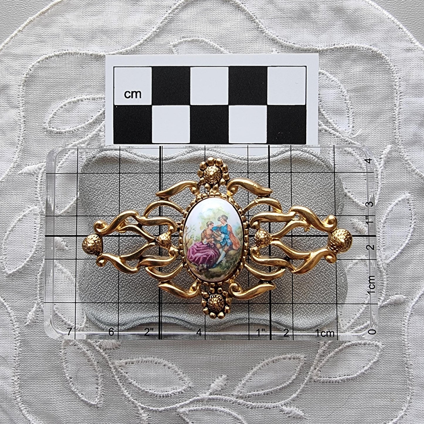 Brooch - Gold Ornate Frame Oval Painting Cabochon Brooch