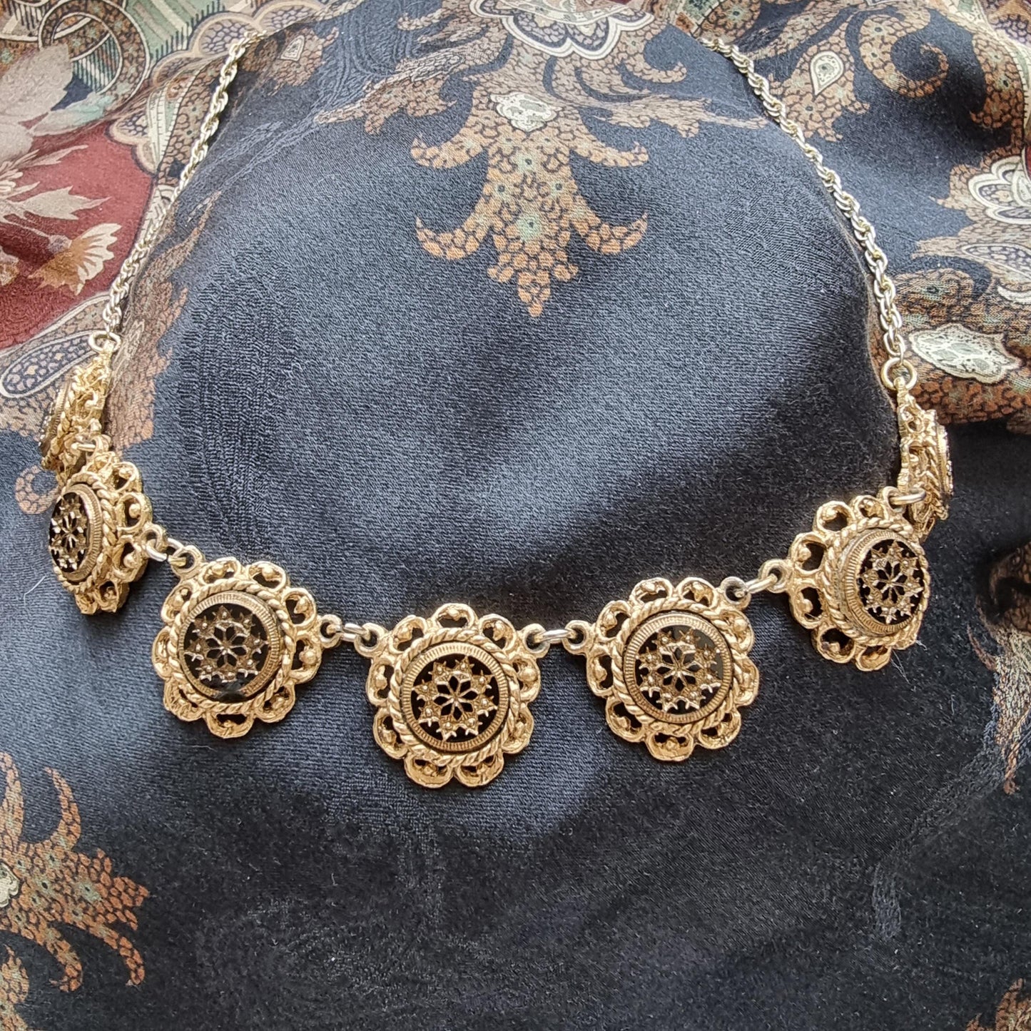 Necklace - Victorian Style Black Mourning Pendant Link Necklace