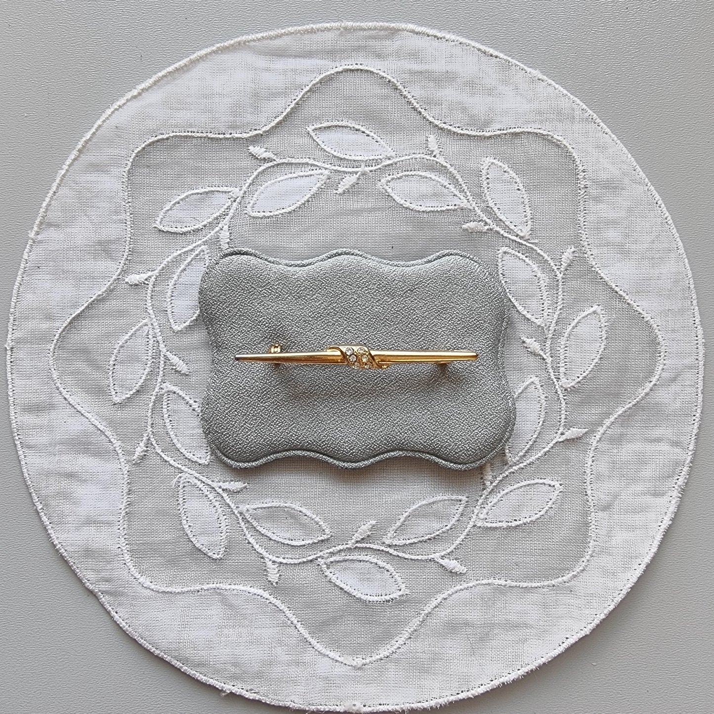 Brooch - Gold and Clear Crystals Bar Brooch