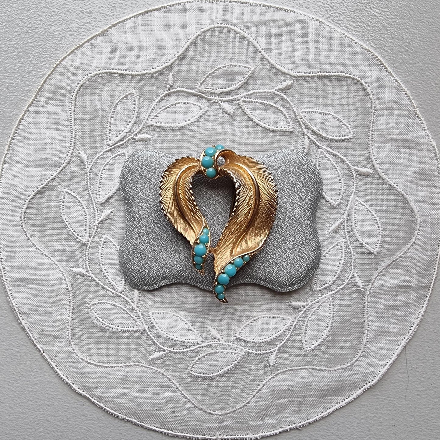 Brooch - Sphinx Gold Turquoise Leaf Brooch