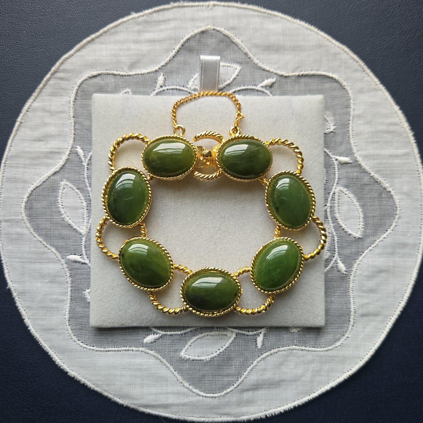 Bracelet - Gold Nephrite Jade/Serpentine Oval Link Bracelet