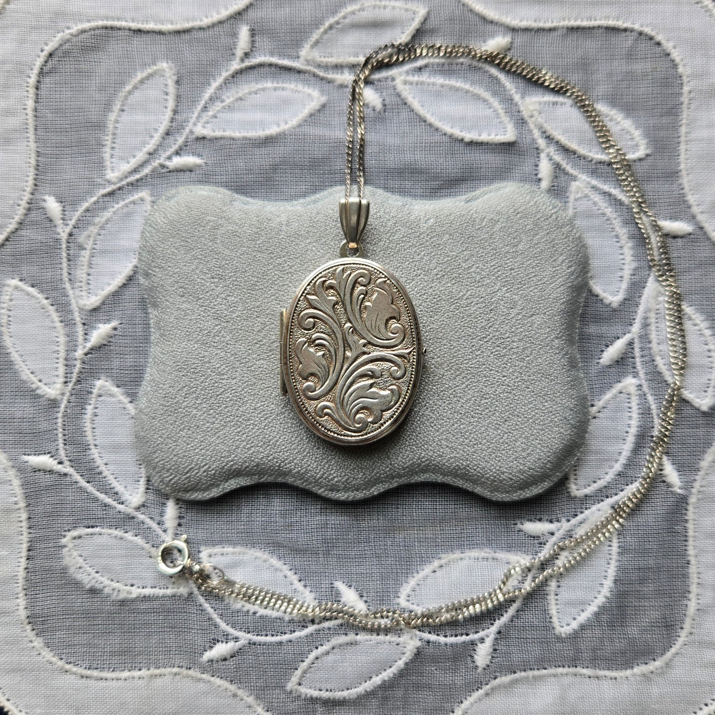 Necklace - Sterling Silver Scroll Engraved Oval Locket Pendant Necklace
