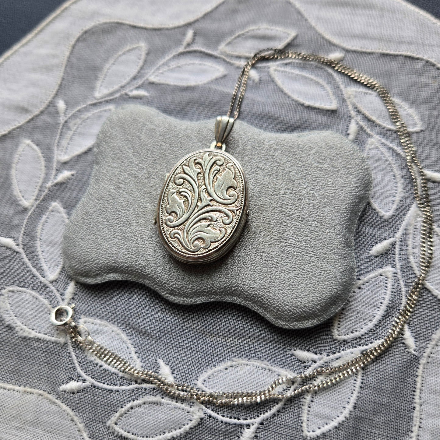 Necklace - Sterling Silver Scroll Engraved Oval Locket Pendant Necklace