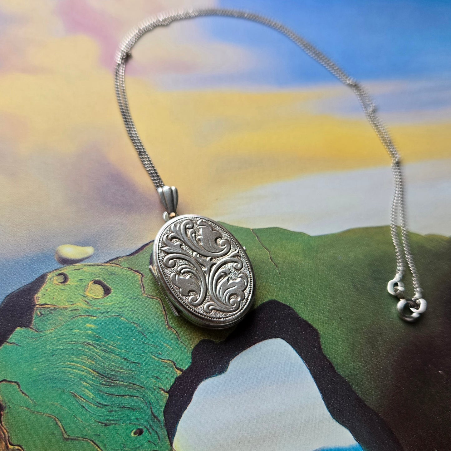 Necklace - Sterling Silver Scroll Engraved Oval Locket Pendant Necklace