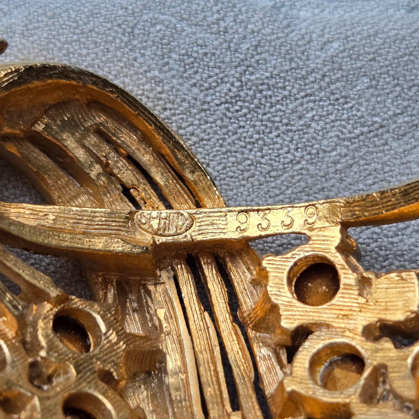 Brooch - Vintage Sphinx Blue and Clear Rhinestones Statement Brooch