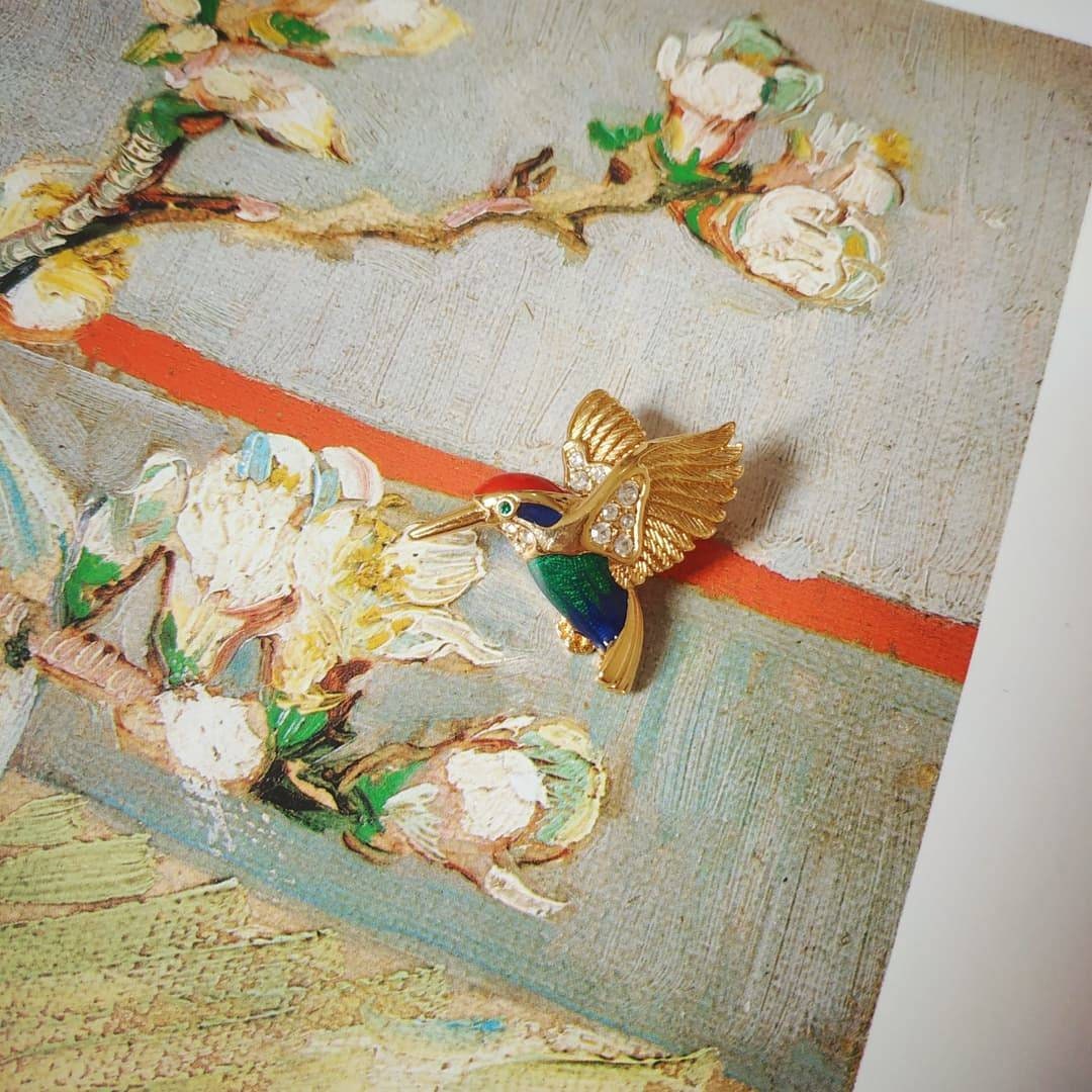 Brooch - Vintage Tropical Humming Bird Colibri Brooch by Attwood and Sawyer
