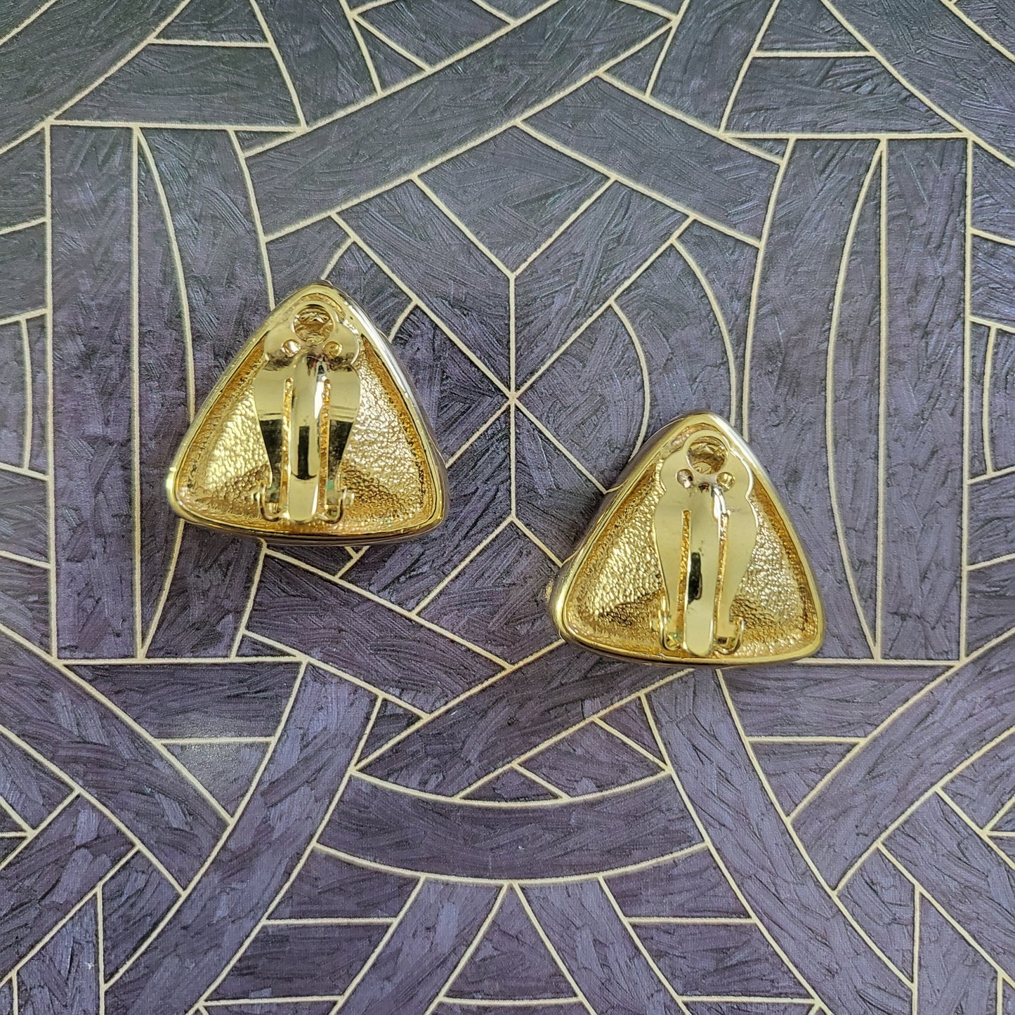 Clip on - Vintage Swarovski Triangular Crystal Clip On Earrings