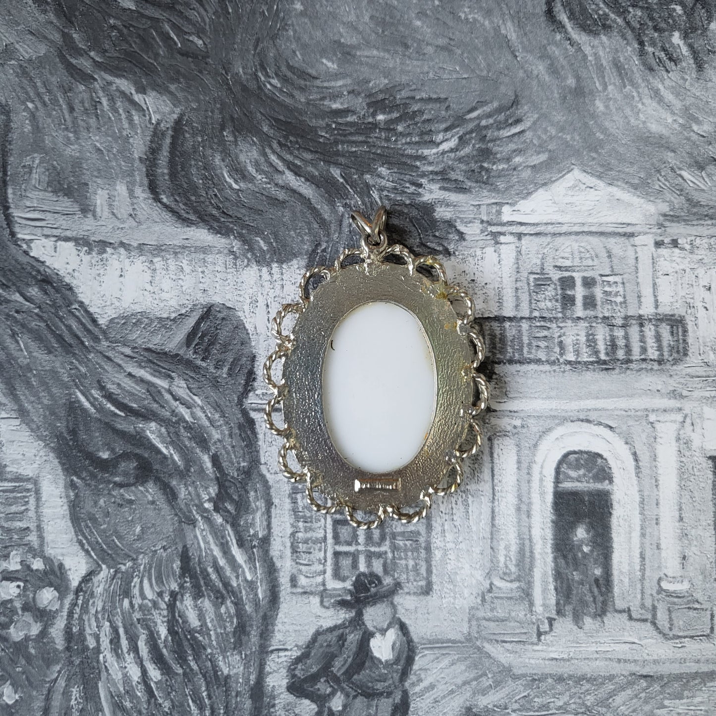 Pendant - Exquisite Porcelain Lady Portrait Pendant