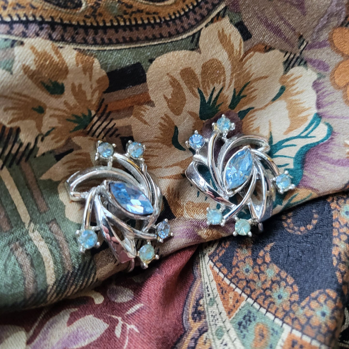 Clip on - Coro Ice Blue Crystal Clip on Earrings