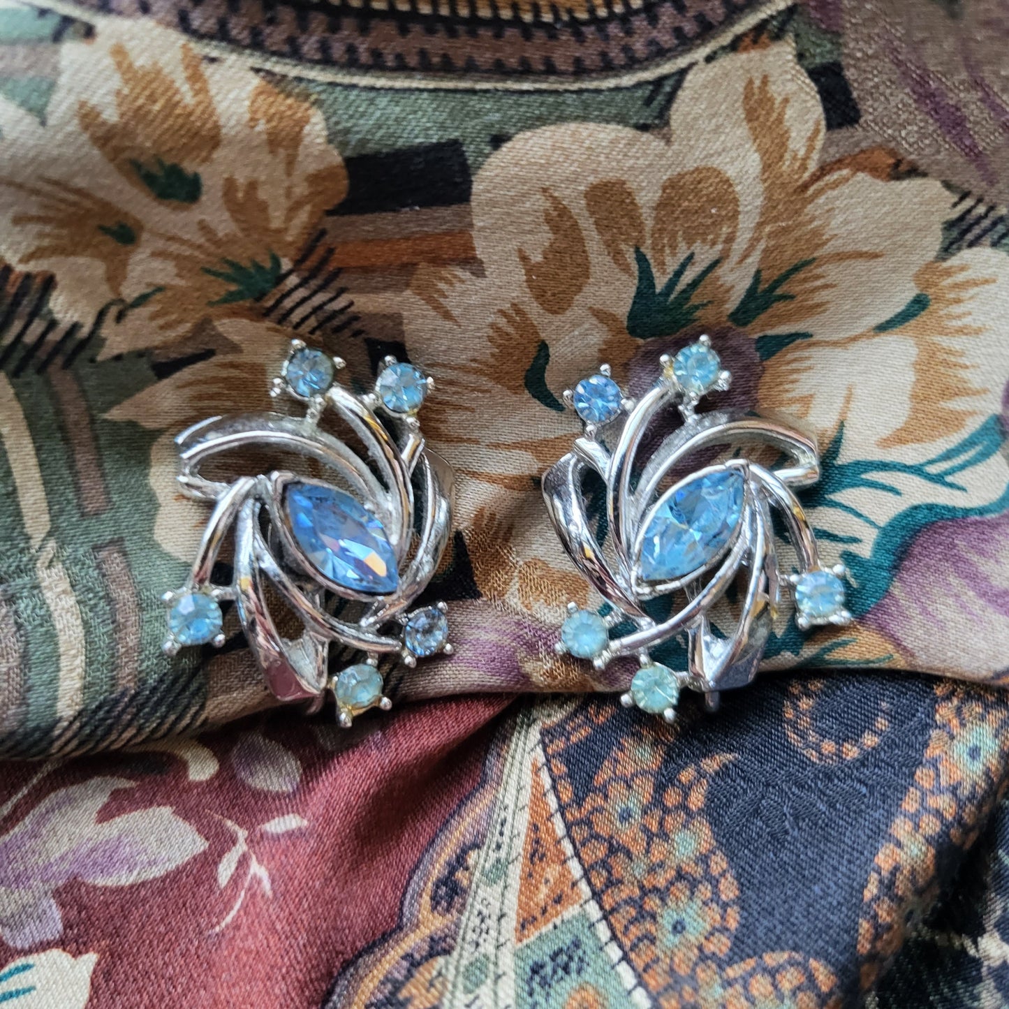 Clip on - Coro Ice Blue Crystal Clip on Earrings