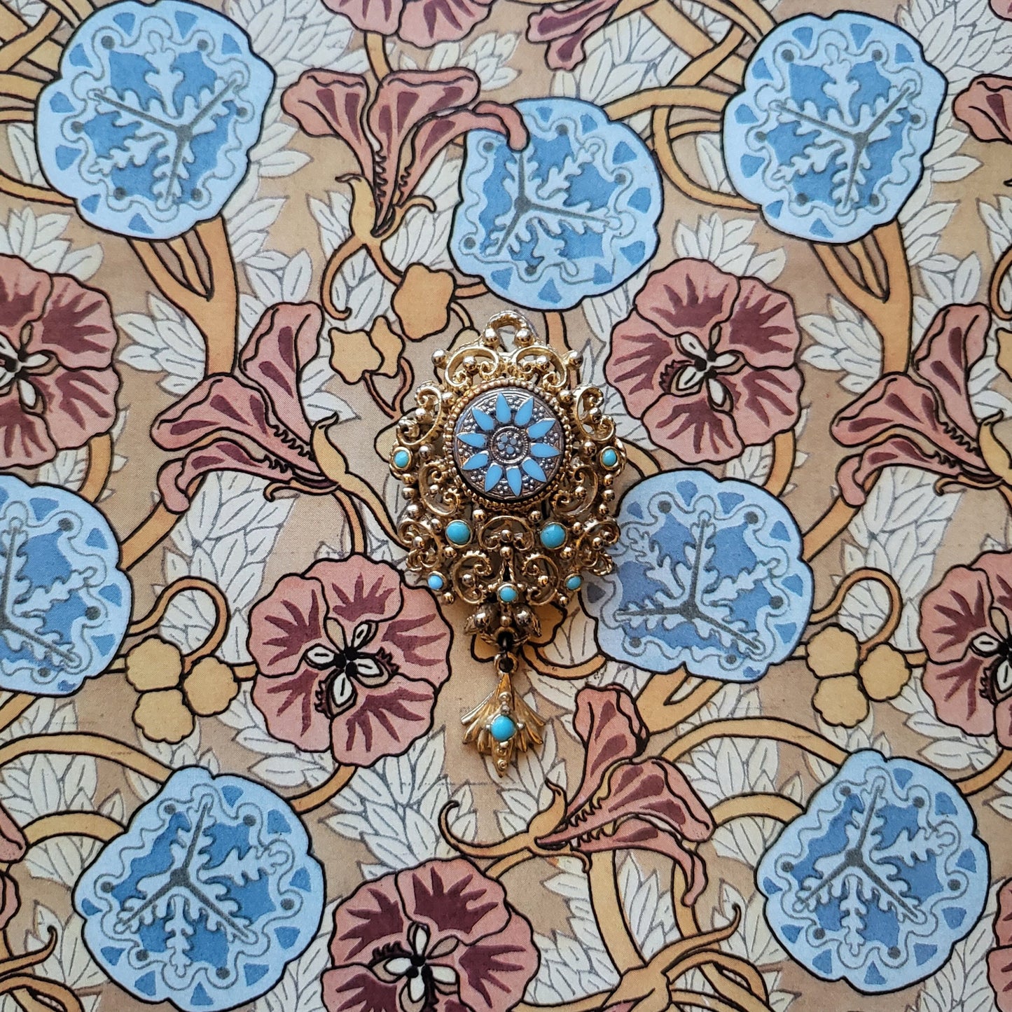 Brooch - Sphinx Turquoise Filigree Pendant Brooch