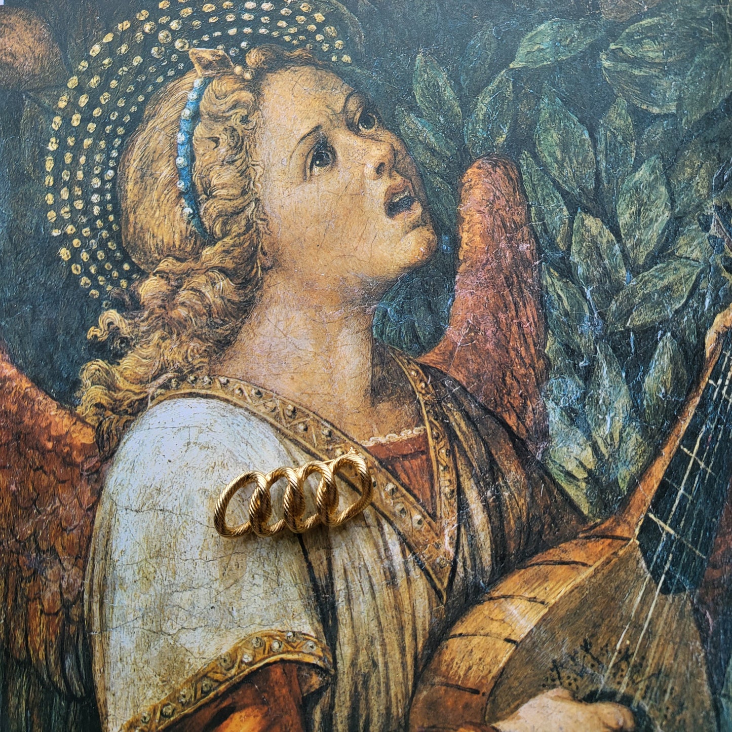 Brooch - Monet Gold Plait Chain Brooch