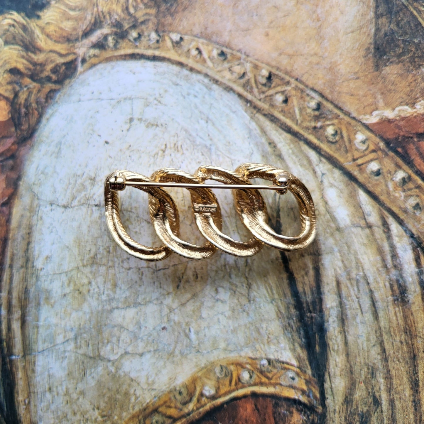 Brooch - Monet Gold Plait Chain Brooch