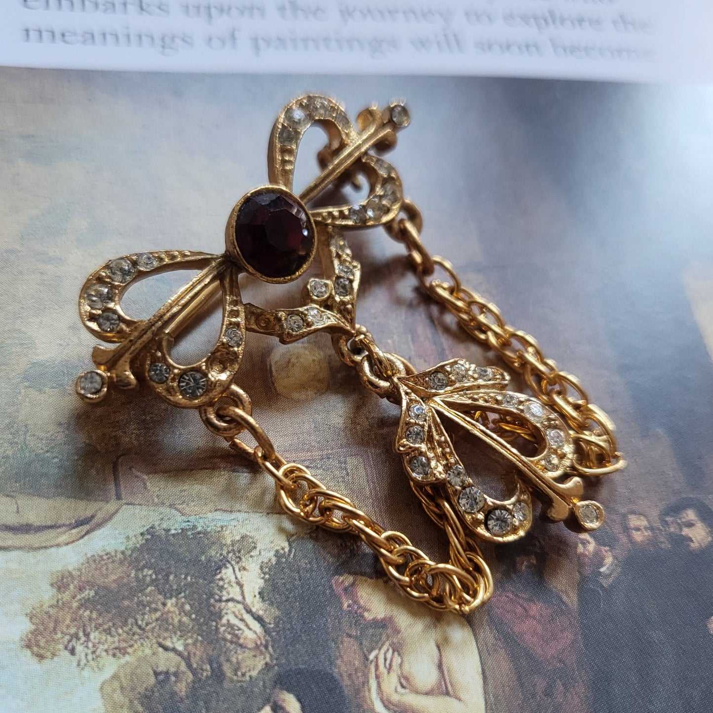 Brooch - Sphinx Red and Clear Crystals Bow Chain Pendant Brooch