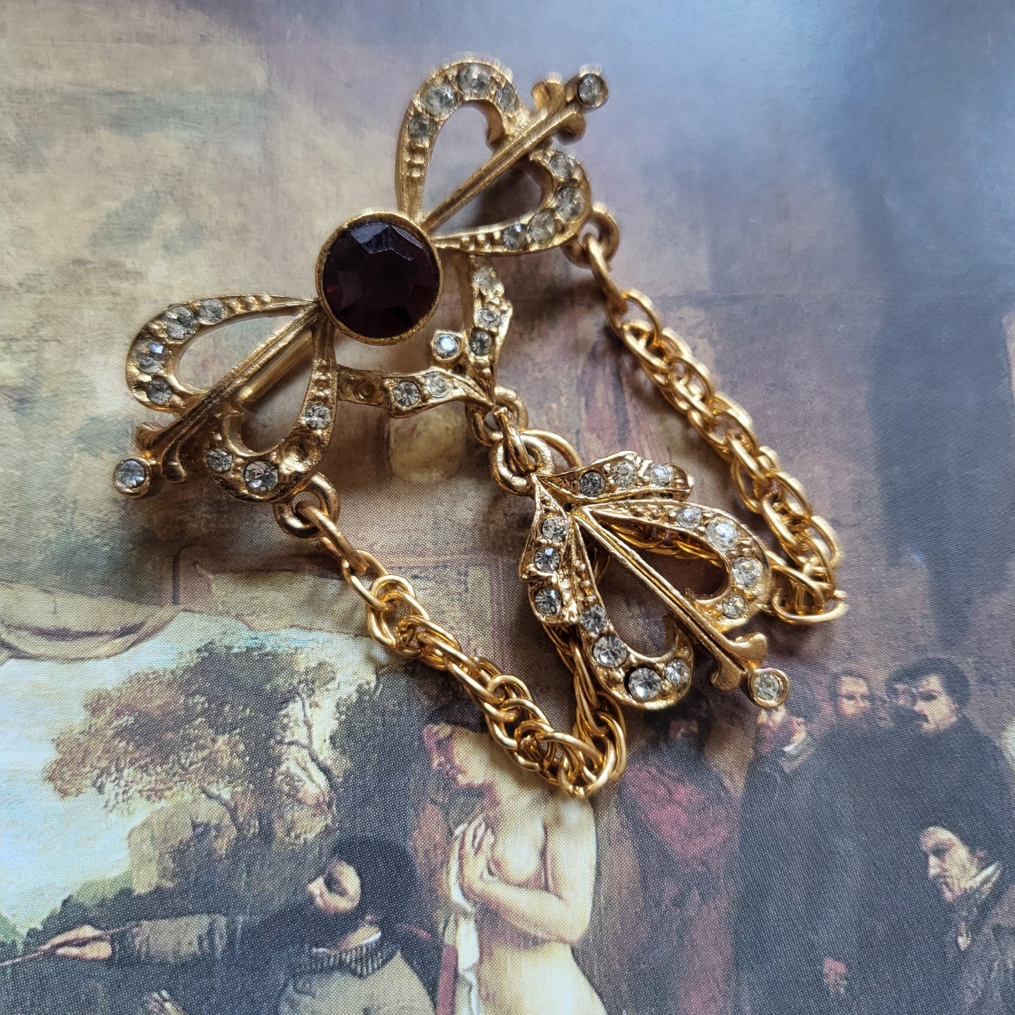 Brooch - Sphinx Red and Clear Crystals Bow Chain Pendant Brooch