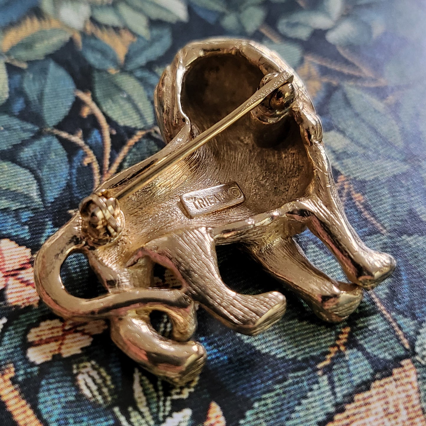 Brooch - Trifari Gold Lion Brooch