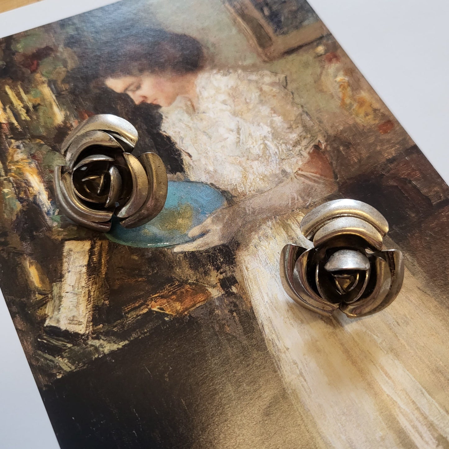 Clip on - Silver Metal Rose Clip On Earrings