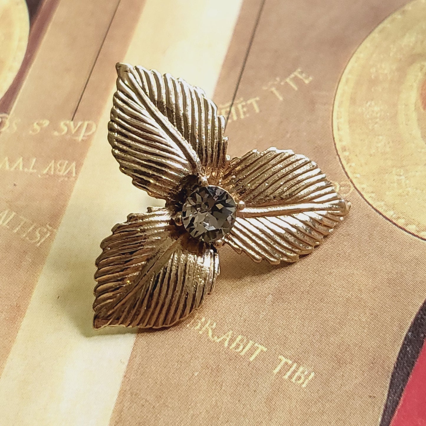 Posts - Sonia Rykiel Crystal Leaf Stud Earrings