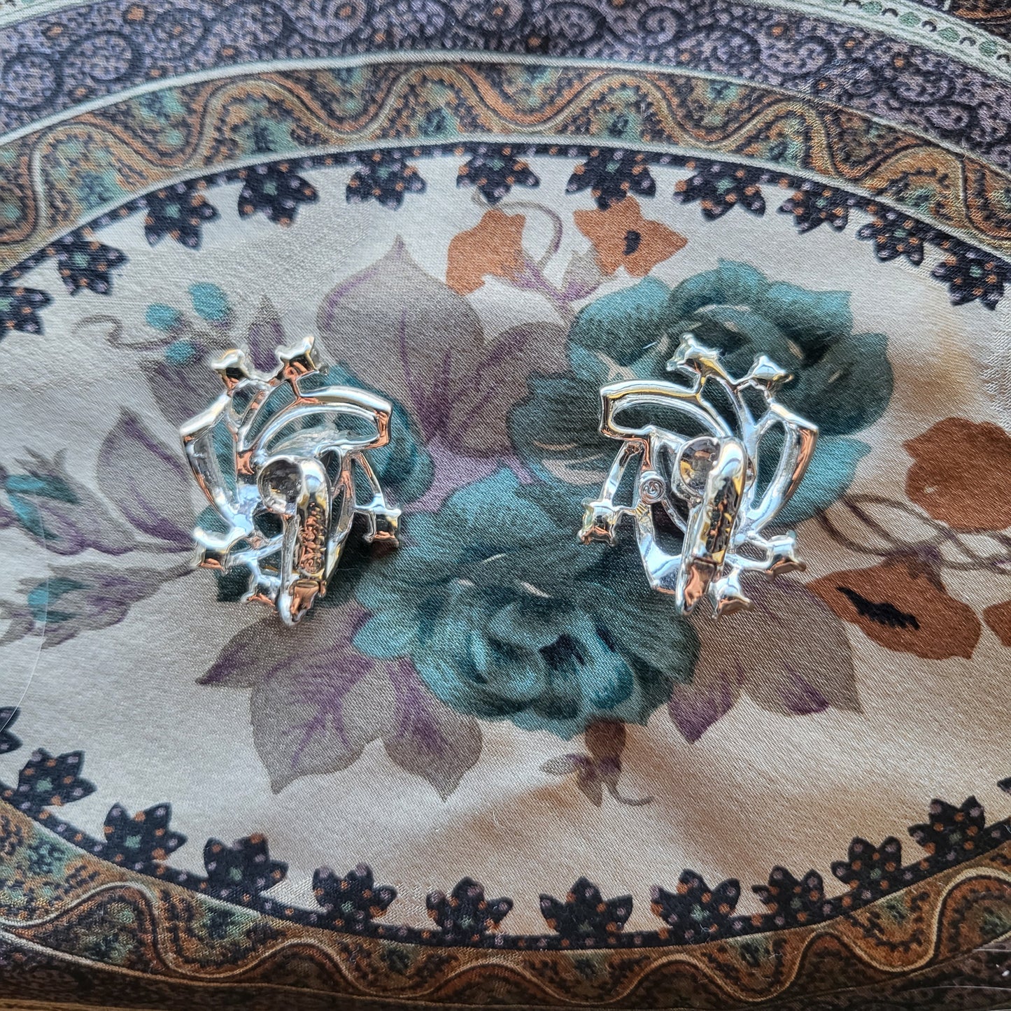 Clip on - Coro Ice Blue Crystal Clip on Earrings