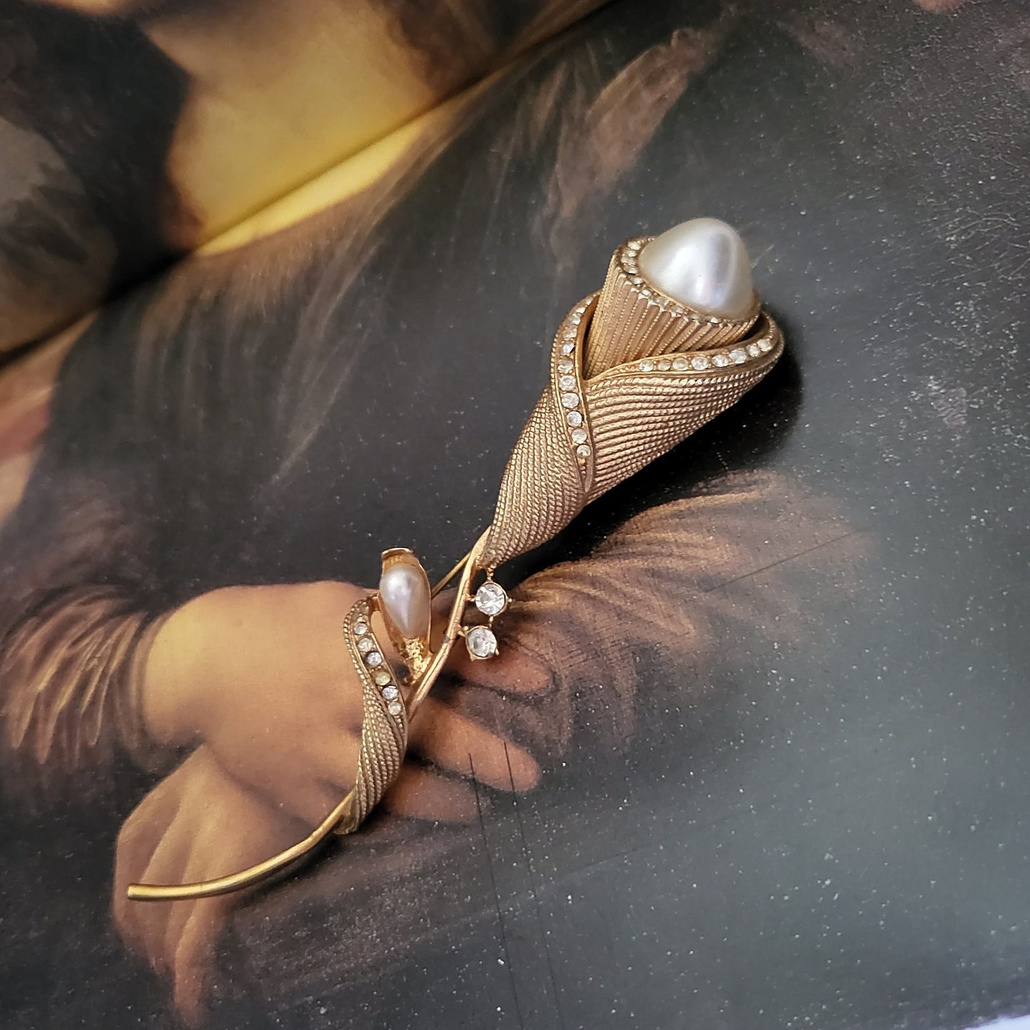 Brooch - Statement Pearl and Crystal Flower Brooch