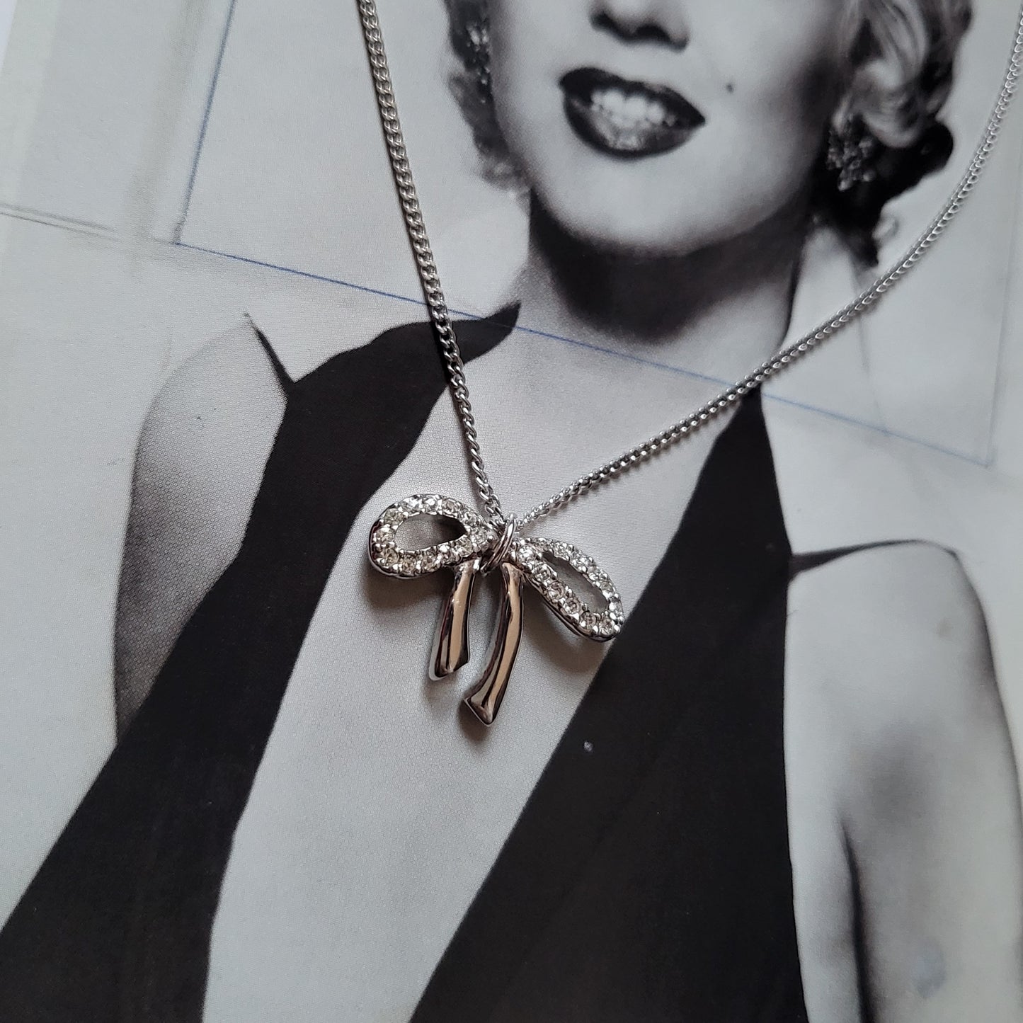 Necklace - Swarovski Crystal Bow Necklace