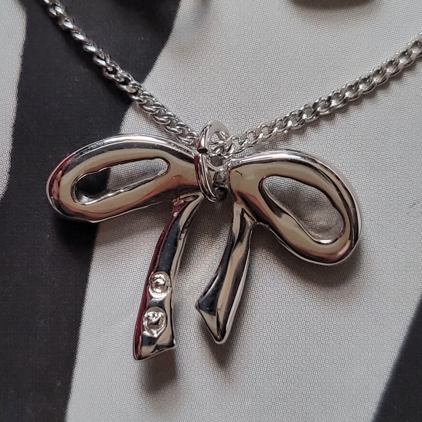 Necklace - Swarovski Crystal Bow Necklace