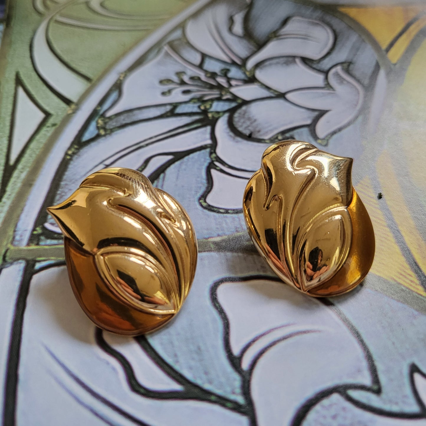 Posts - Bergdorf Goodman Gold Abstract Stud Earrings