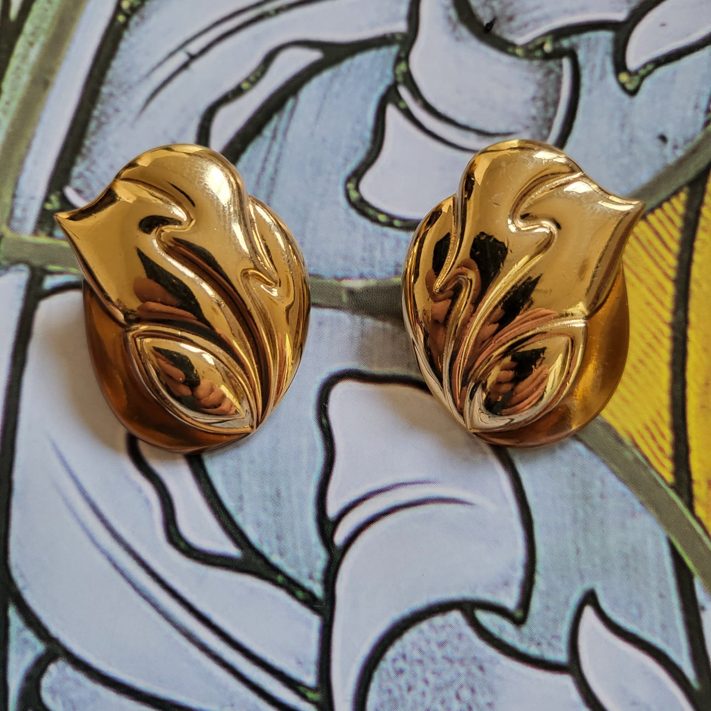 Posts - Bergdorf Goodman Gold Abstract Stud Earrings