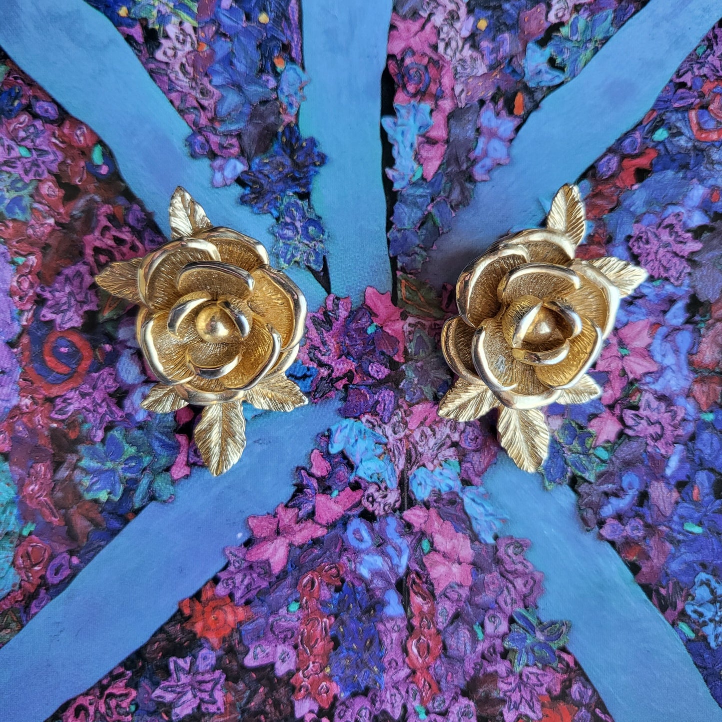 Clip on - Sarah Coventry Gold Rose Clip On Earrings