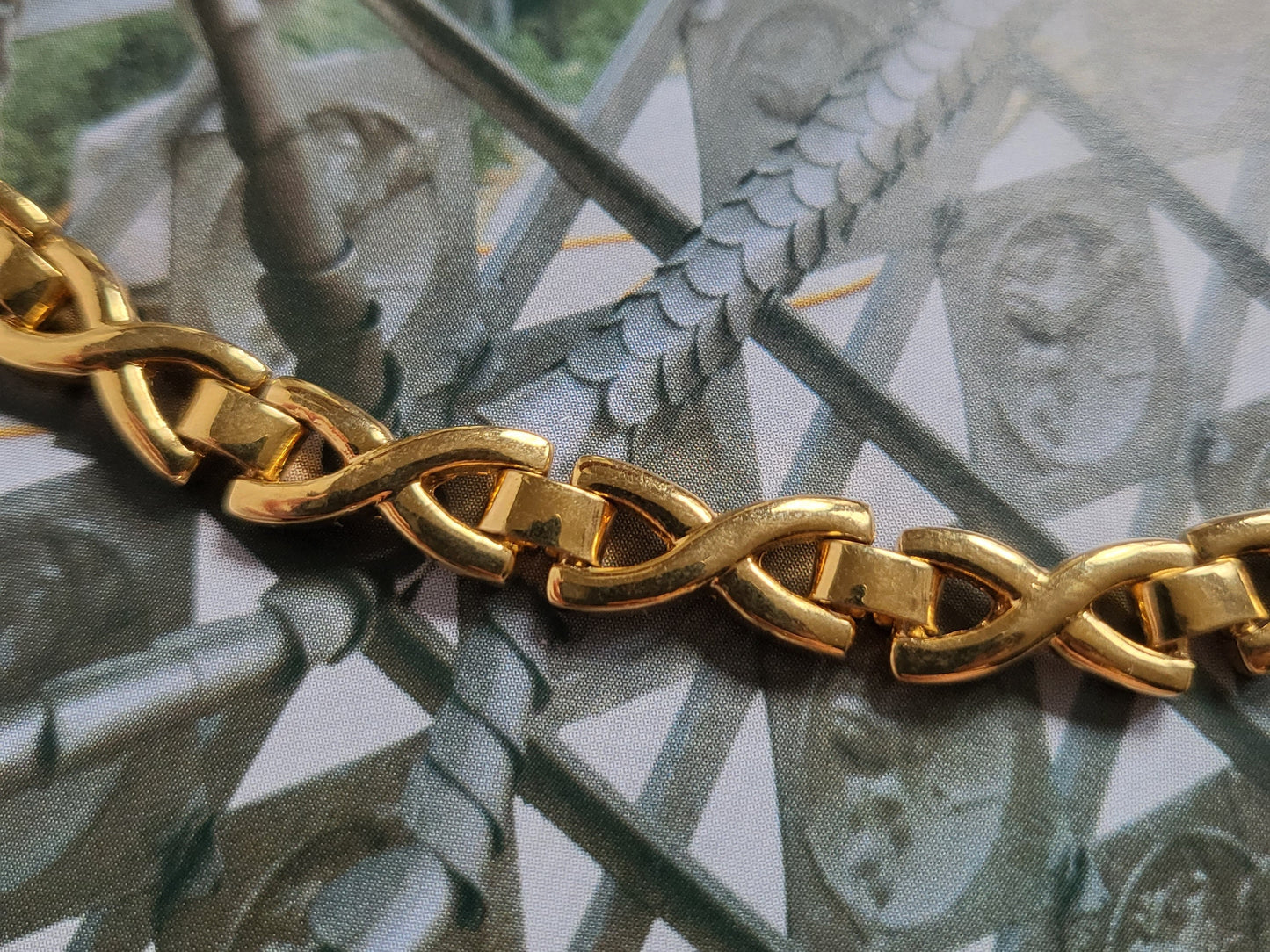 Necklace - Yves Rocher Plain Gold Cross Link Chain Necklace