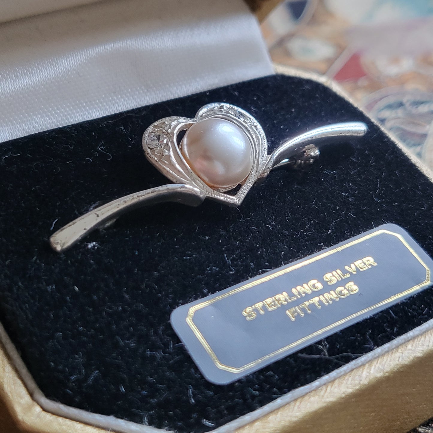 Brooch - Silver Pearl and Crystal Heart Bar Brooch