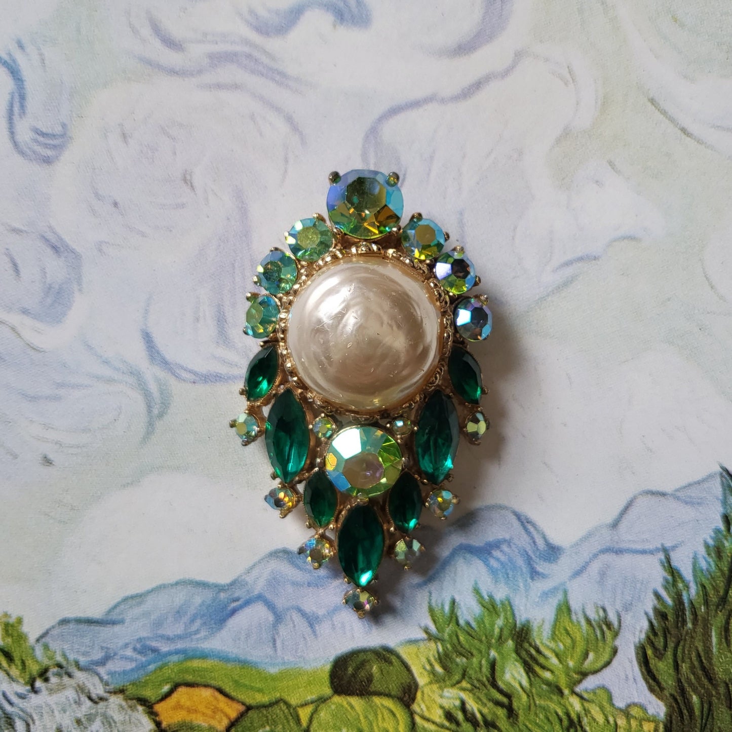 Brooch - Sphinx Pearl and Green Crystals Brooch