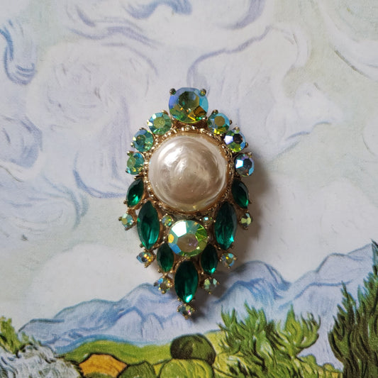 Brooch - Sphinx Pearl and Green Crystals Brooch