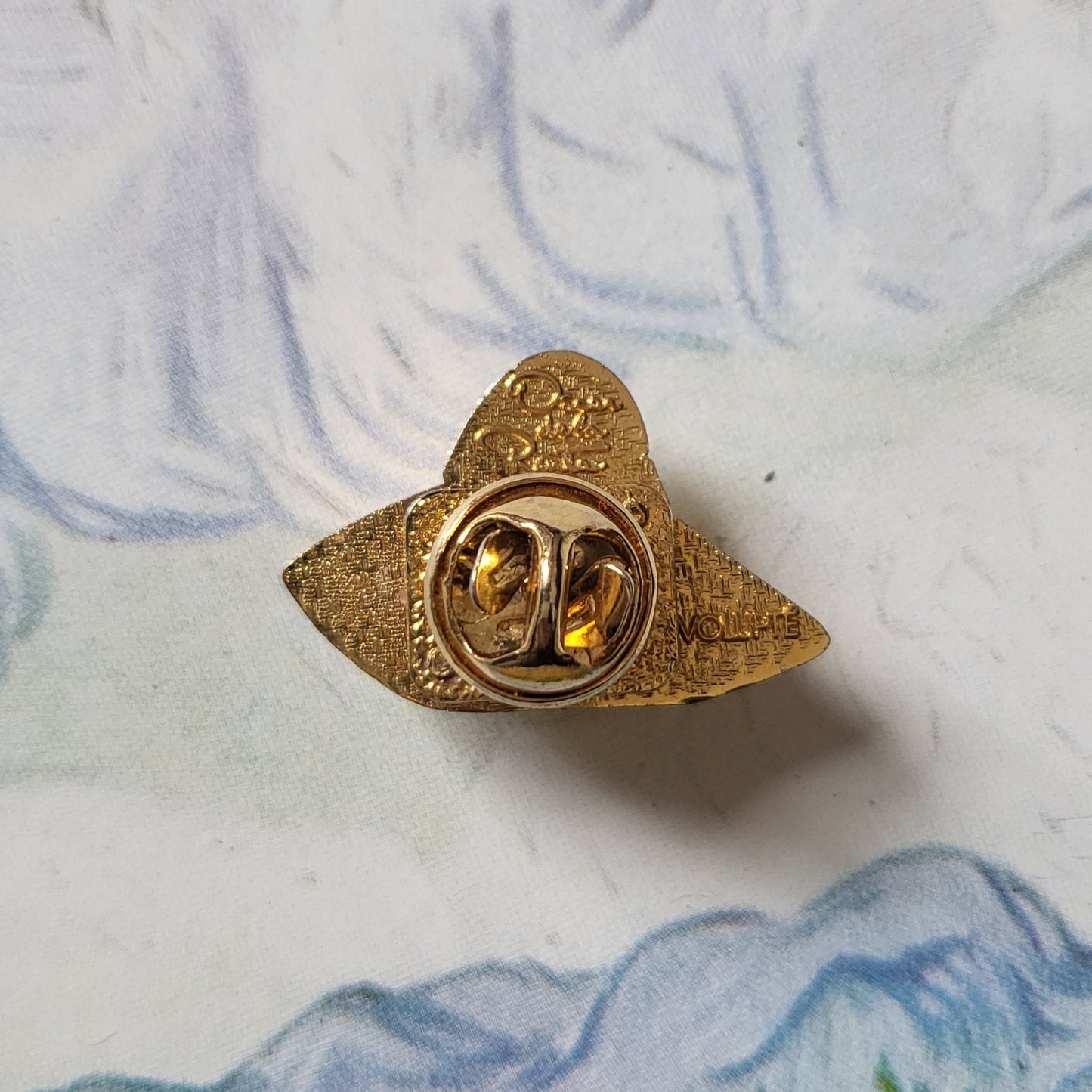 Brooch - Oscar de la Renta Volupte Gold Pin Brooch