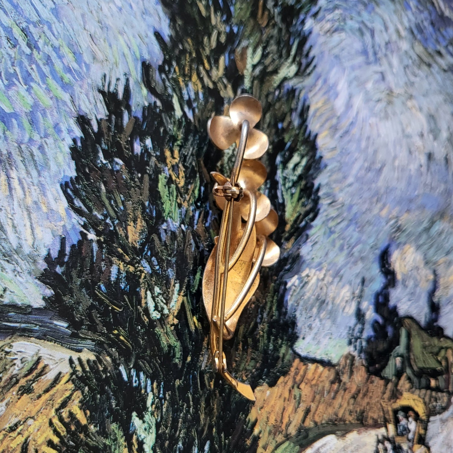 Brooch - Damascene Faux Pearl Three Flowers Brooch